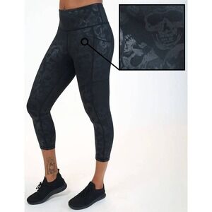 CVG Constantly Varied Gear Shadow Skull Capri Leggings Pockets XL NWOT